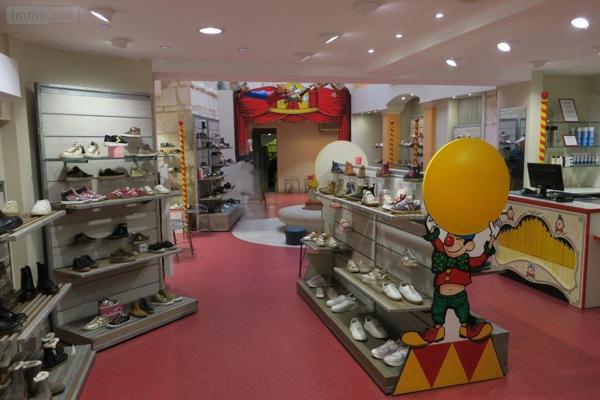 Immeuble à vendre à Bourges dans le Cher (18000), ref : 18005-1675