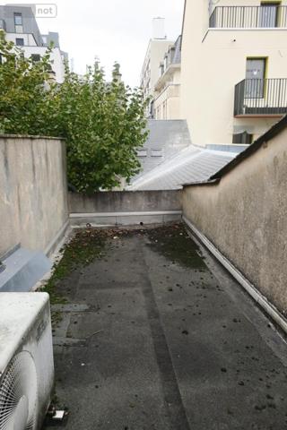 Immeuble à vendre à Bourges dans le Cher (18000), ref : 18005-1675