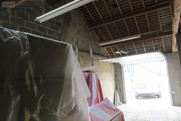 Immeuble à vendre à Bourges dans le Cher (18000), ref : 18005-1675