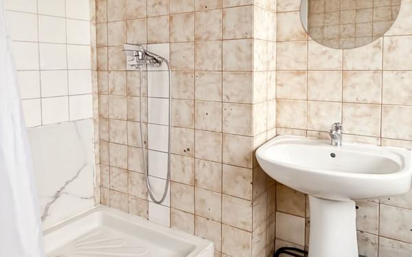 Appartement à vendre    4 pièces • 70,72 m2 Saint-Denis