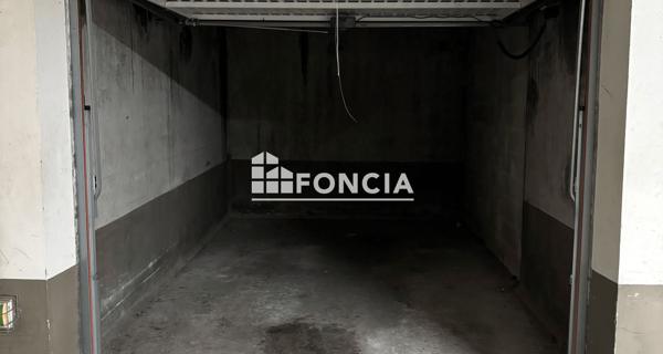 À vendre Parking 15 m² - Grenoble 38000