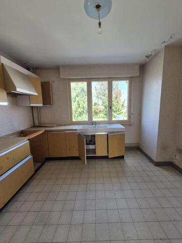 Immeuble à vendre 379.9m² Bertincourt (62124)