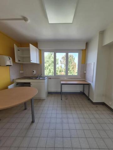 Immeuble à vendre 379.9m² Bertincourt (62124)