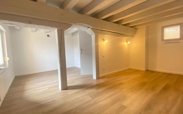 Appartement à louer    3 pièces • 72 m2 Dormans