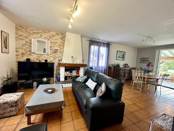 Maison à vendre    5 pièces • 161 m2 Séreilhac