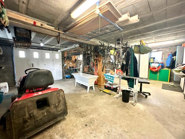 Maison à vendre    5 pièces • 161 m2 Séreilhac