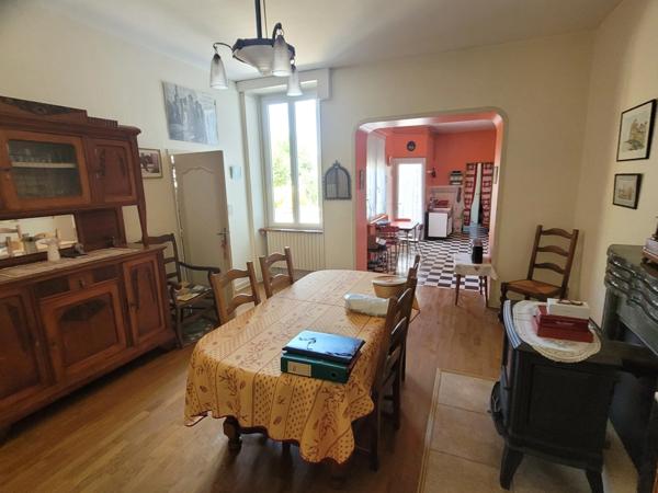 Maison à vendre 7 pièces BORDS (17)