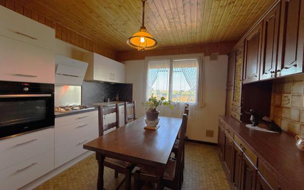 Maison à vendre    5 pièces •  Auxonne