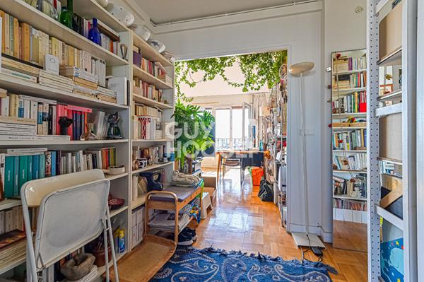 Coup de coeur - Etage élevé - Lumineux - BOX