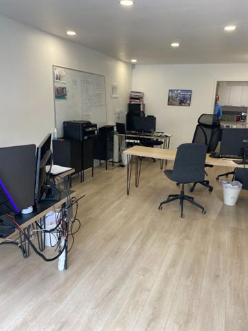 Local commercial 25m² idéalement situé SAFFRÉ