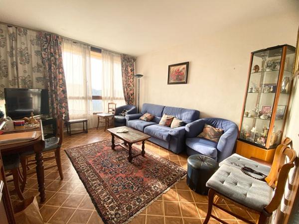 MEUDON LA FORET APPARTEMENT 3 PIECES