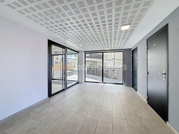 Vente
                Appartement66,69 m² - 3 Pièces -
                    ROUEN (76100)