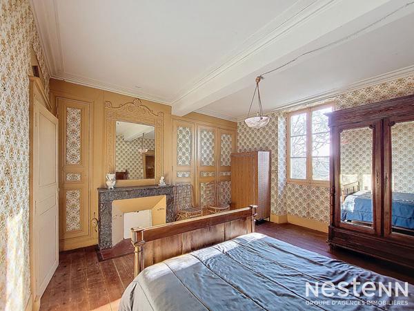 À vendre Propriété de 6900 m² avec Gasconne à rénover de 207 m², dépendances et deux gîtes