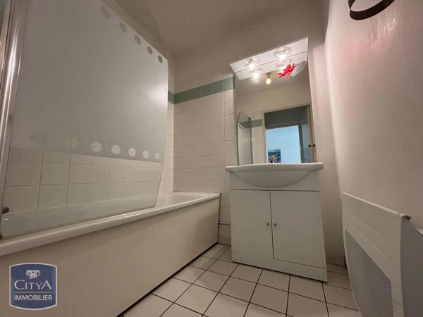 Appartement à louer 2 pièces 47.15m² Sedan (08200)