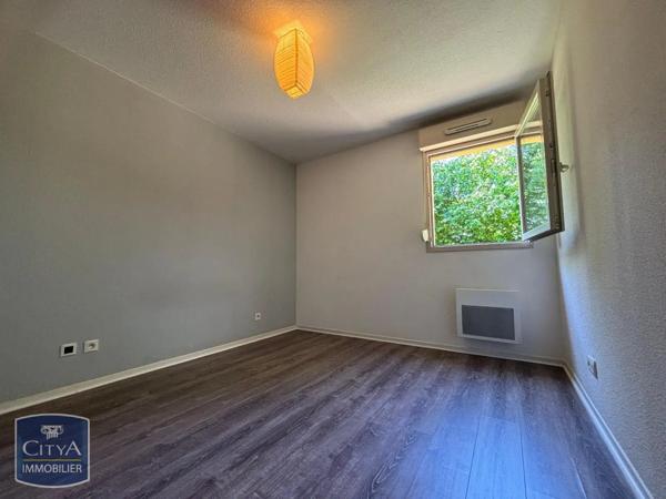 Appartement à louer 2 pièces 47.15m² Sedan (08200)