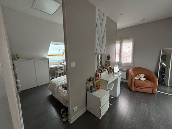 EN VENTE - NEVERS - 4 CHAMBRES OU PLUS - GARAGE - PISCINE