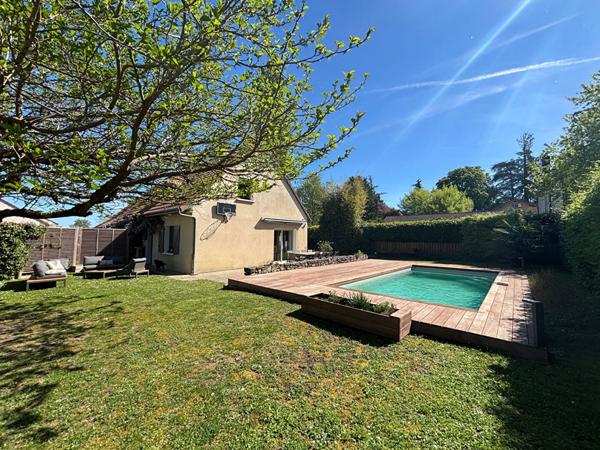 EN VENTE - NEVERS - 4 CHAMBRES OU PLUS - GARAGE - PISCINE