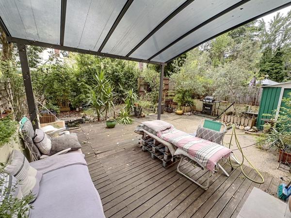 Appartement avec jardin privatif, quartier Clement-ville