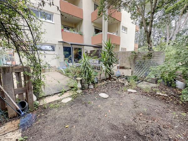 Appartement avec jardin privatif, quartier Clement-ville