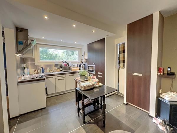 Appartement avec jardin privatif, quartier Clement-ville