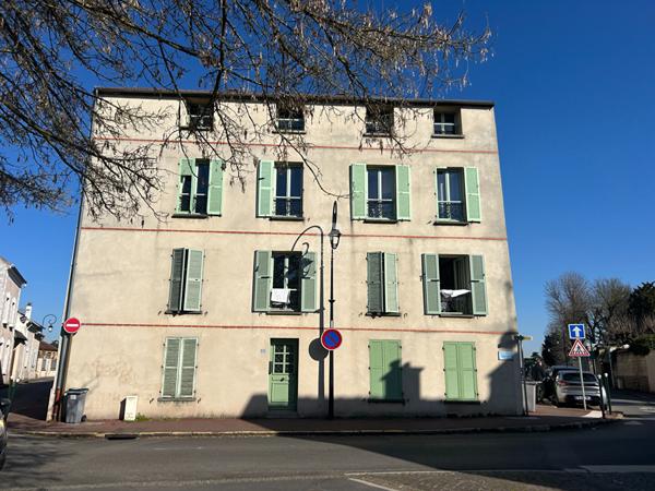 Appartement Le Mesnil Le Roi 2 pièce(s) 48.56 m2 - église €199 000 ** - Référence 4393-cpy-cpy