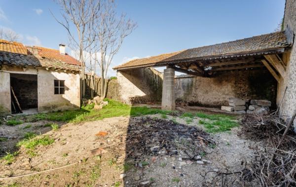 Vente Maison Corps de ferme à rénover à rénover Montblanc   
