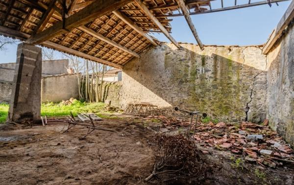 Vente Maison Corps de ferme à rénover à rénover Montblanc   