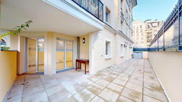 Appartement A LOUER - Le Plessis Robinson 4 pièce(s) 82.73 m2 + Terrasse de 46m²
