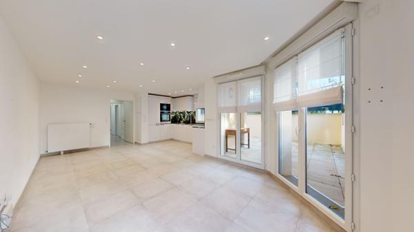 Appartement A LOUER - Le Plessis Robinson 4 pièce(s) 82.73 m2 + Terrasse de 46m²