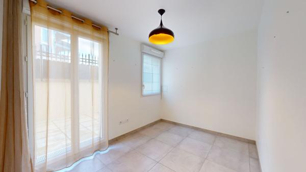 Appartement A LOUER - Le Plessis Robinson 4 pièce(s) 82.73 m2 + Terrasse de 46m²