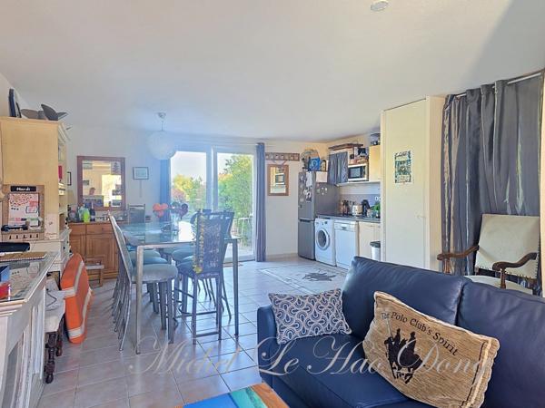 Maison à vendre 4 pièces en R+1 à CALVISSON (30420)