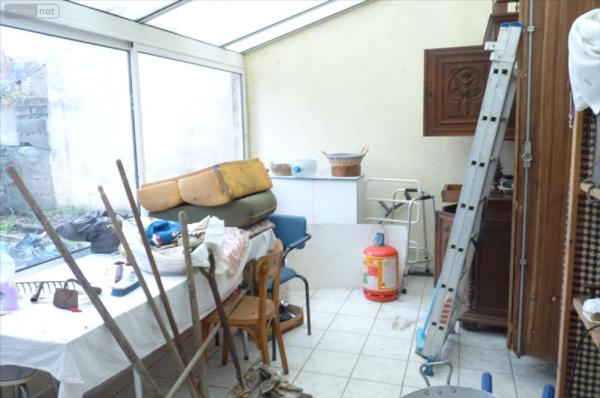 Maison à vendre à Ambrières-les-Vallées en Mayenne (53300), ref : 53075DLS23050