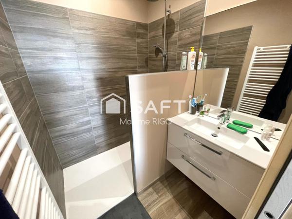 Villa contemporaine 4 pièces avec piscine