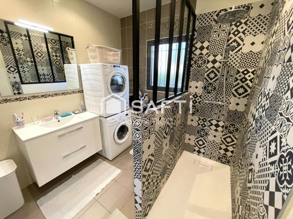 Villa contemporaine 4 pièces avec piscine