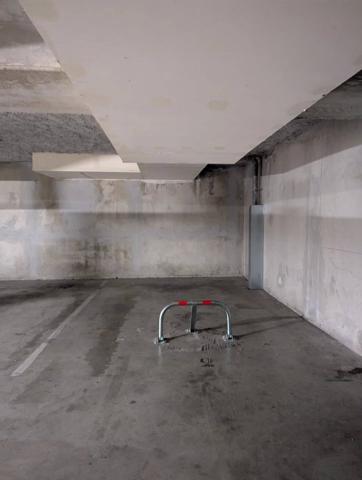 A VENDRE : PARKING SOUS-SOL - EMBOUCHURE/PONTS JUMEAUX