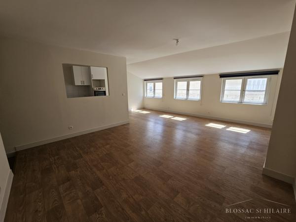 Poitiers PLATEAU, appartement de type 3, 71 m², secteur MARCHE NOTRE-DAME.