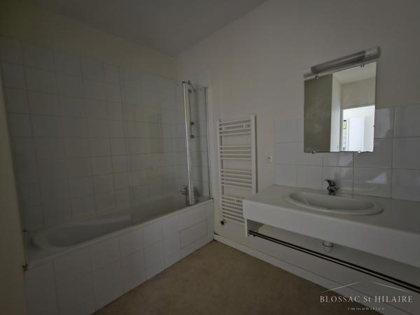 Poitiers PLATEAU, appartement de type 3, 71 m², secteur MARCHE NOTRE-DAME.