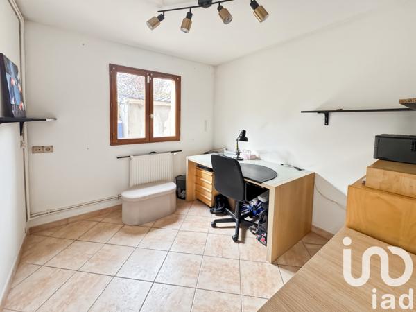 Maison à vendre 6 pièces 90 m² Sainte-Geneviève-des-Bois