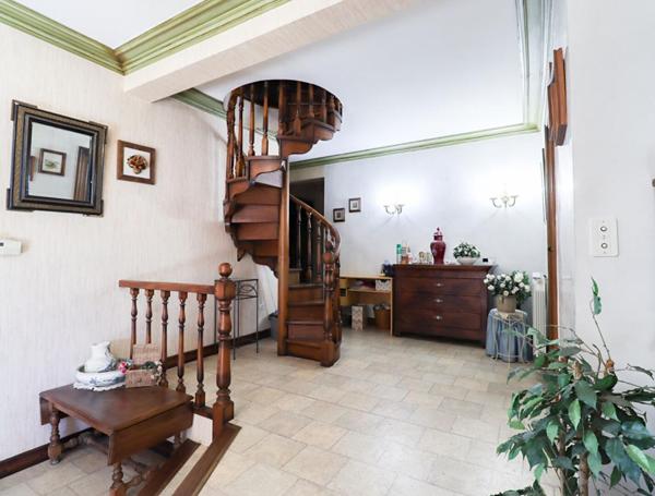 À vendre - Maison familiale 160 m² avec piscine, grand terrain et hangar  - Aussillon (81)