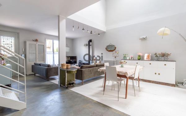 Maison à vendre    4 pièces • 118,80 m2 Saint-Maur-des-Fossés