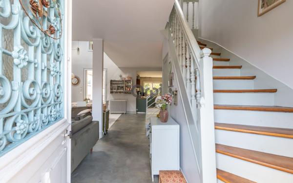 Maison à vendre    4 pièces • 118,80 m2 Saint-Maur-des-Fossés