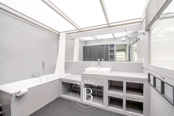 Paris 11ème, Appartement 2 Chambres -  151 m² à vendre