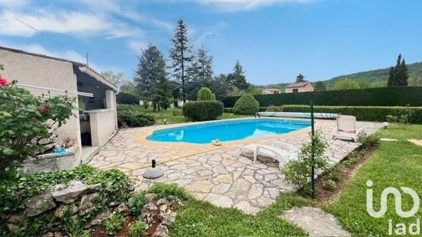 Maison 6 pièces de 170 m² à Saint-Cézaire-sur-Siagne (06530)