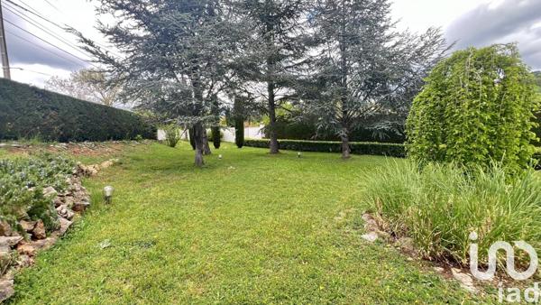 Maison 6 pièces de 170 m² à Saint-Cézaire-sur-Siagne (06530)