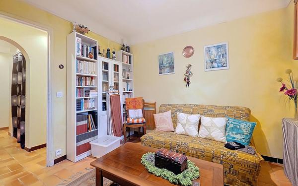 Maison à vendre    5 pièces • 140,83 m2 Cagnes-sur-Mer