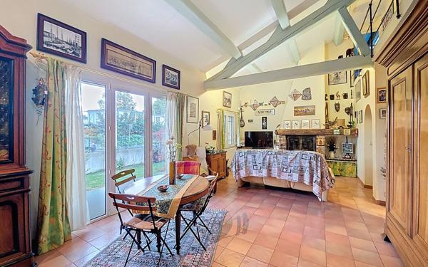 Maison à vendre    5 pièces • 140,83 m2 Cagnes-sur-Mer