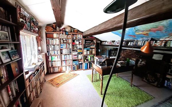 Maison à vendre    5 pièces • 140,83 m2 Cagnes-sur-Mer