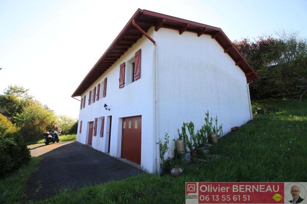 Maison Mouguerre 6 pièce(s) 117 m2 + sous sol + vue vallée de l'Adour