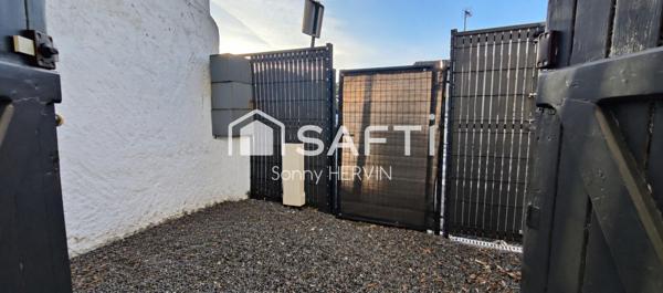 Maison rénovée avec cour, proche Port Olona