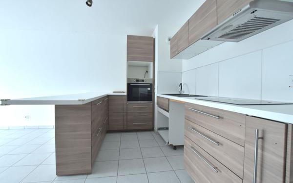 Appartement à louer    3 pièces • 62,65 m2 Saint-Priest